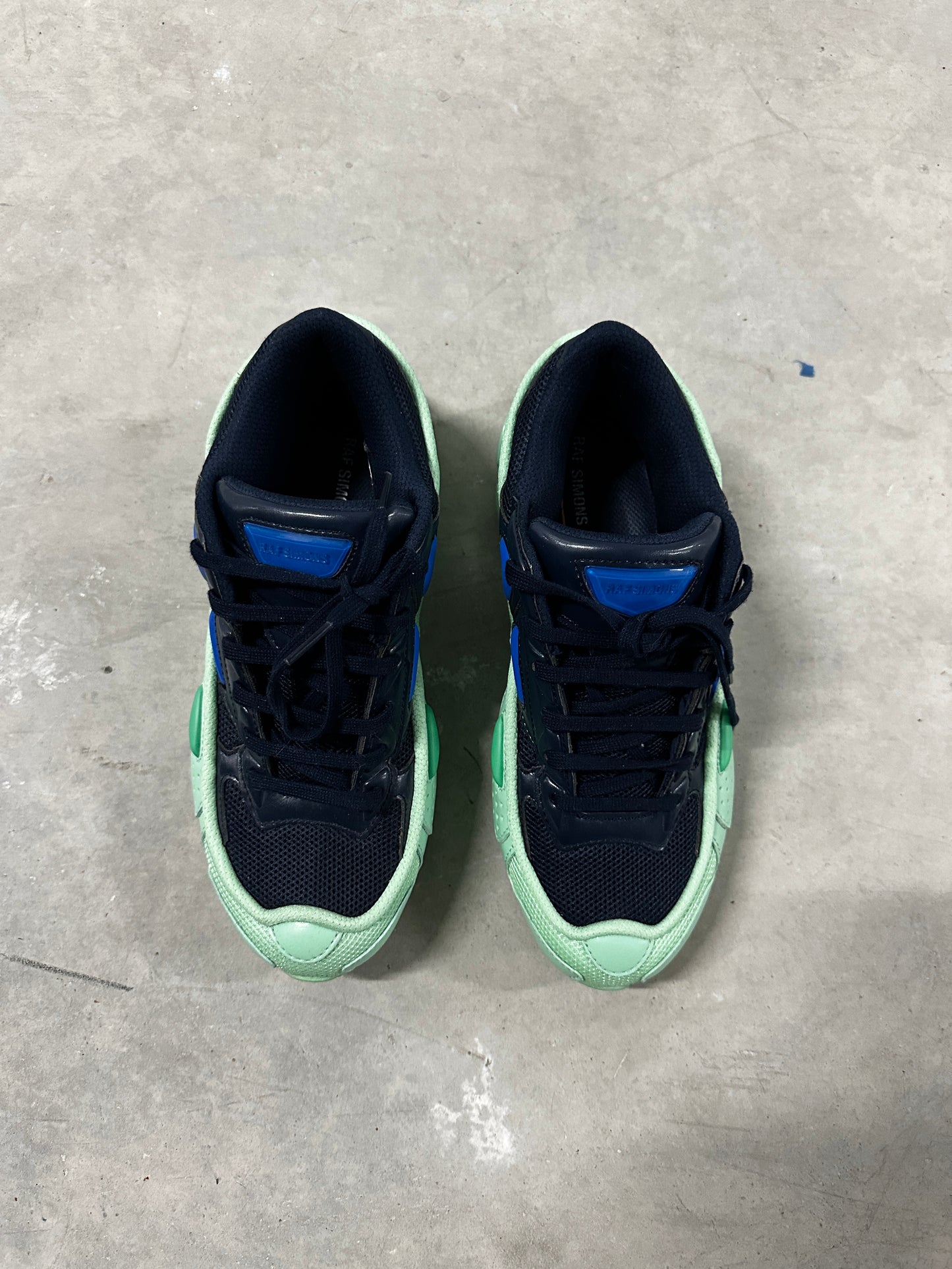 Raf Simons x Ozweego "Navy/Green" – Size 41