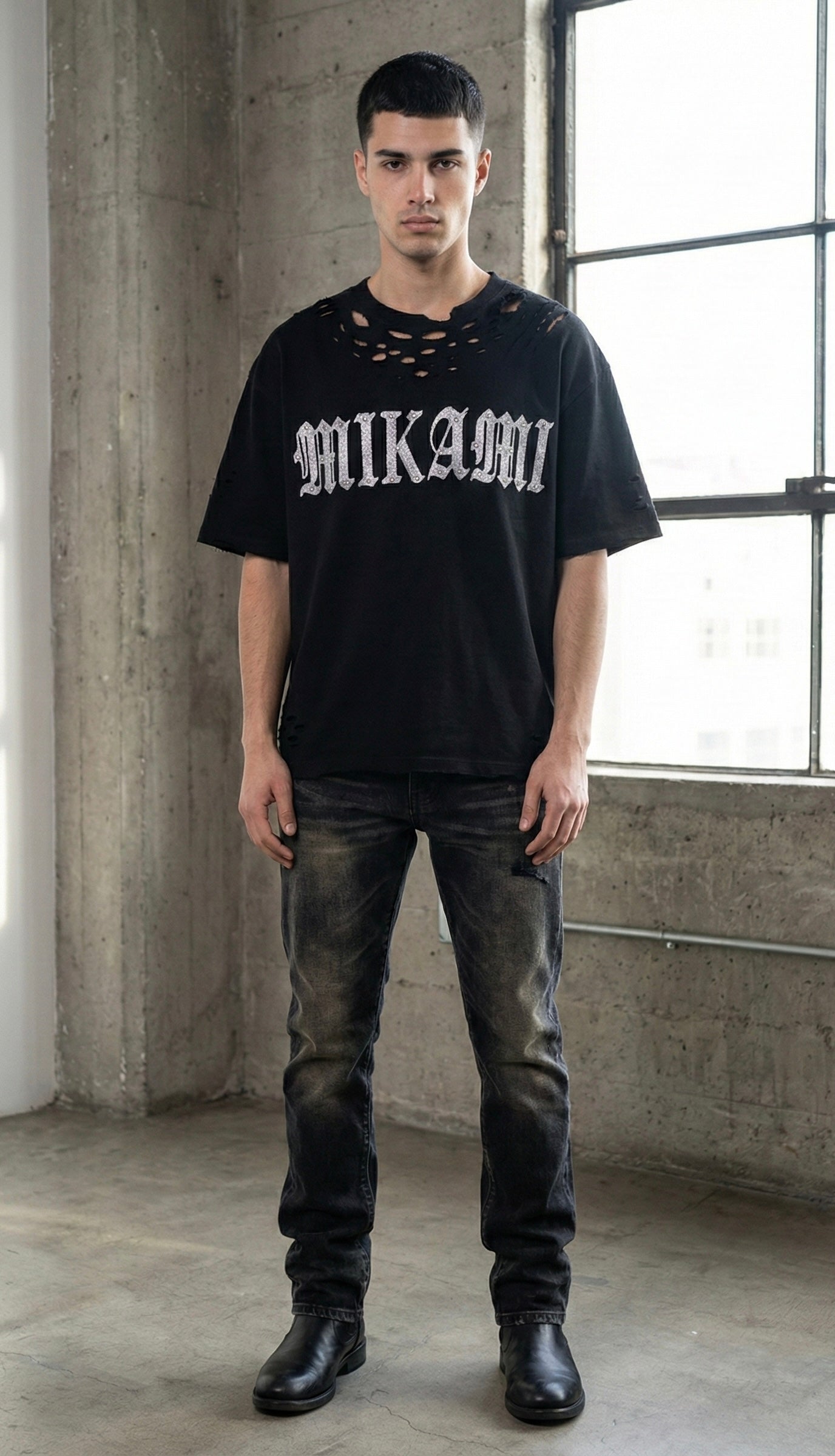 MIKAMI “Iron Halo” – Heavyweight Tee | Made in Portugal