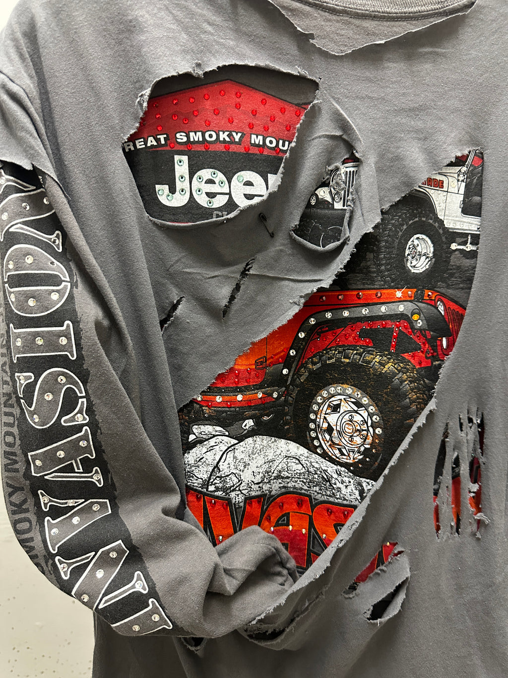 Vintage Jeep Long Sleeve Tee Distressed + Rhinestones SZ-M