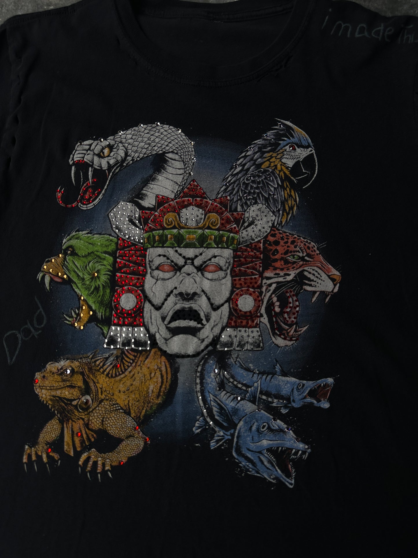Custom Vintage Aztec Animal Tee – Hand-Detailing SZ-M
