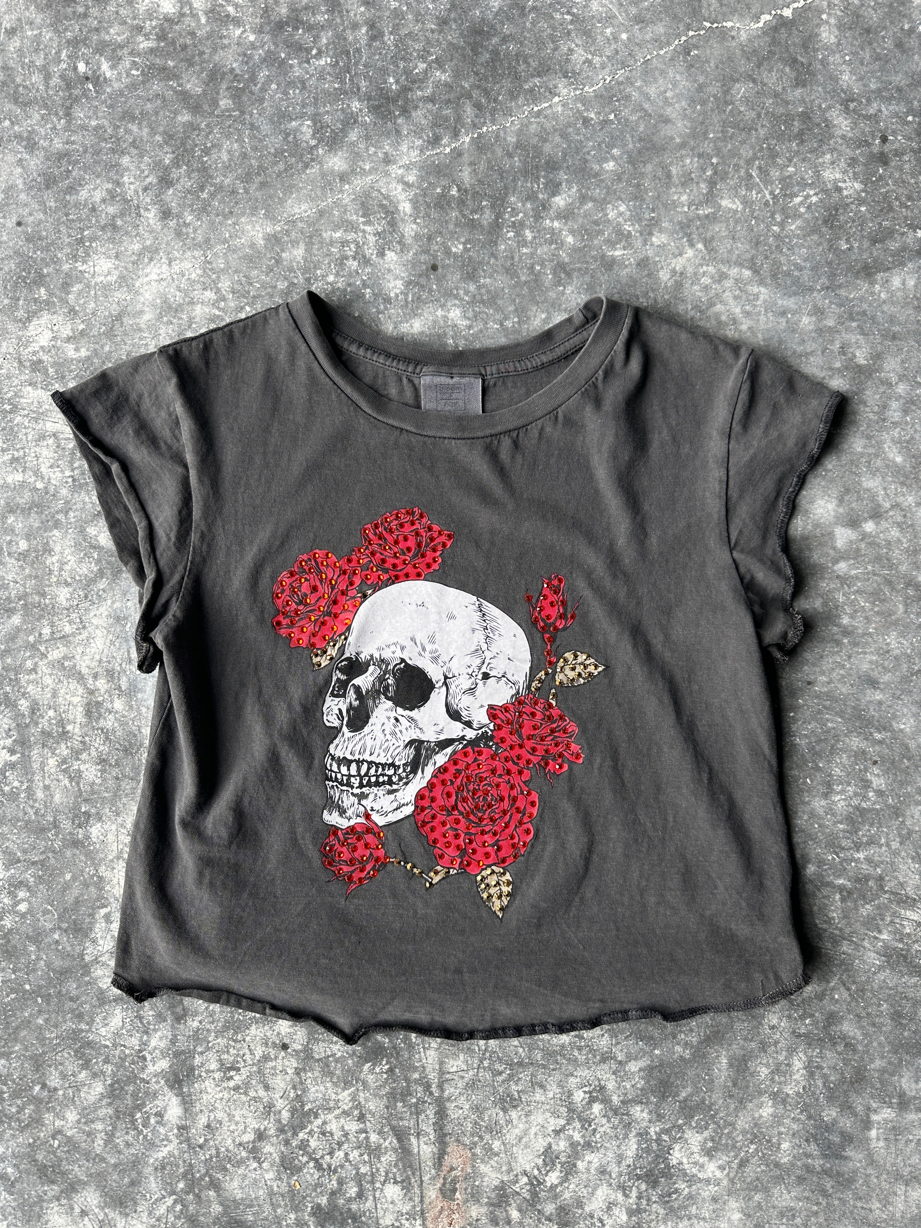 Custom Vintage Skull & Roses Tee – Women’s Size S