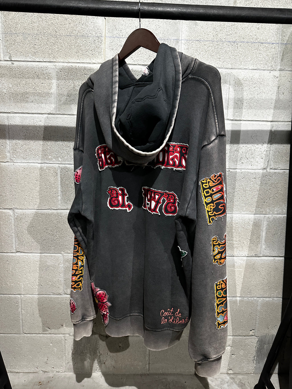 COUT "Floral Patch" Hoodie – Washed Grey (L)