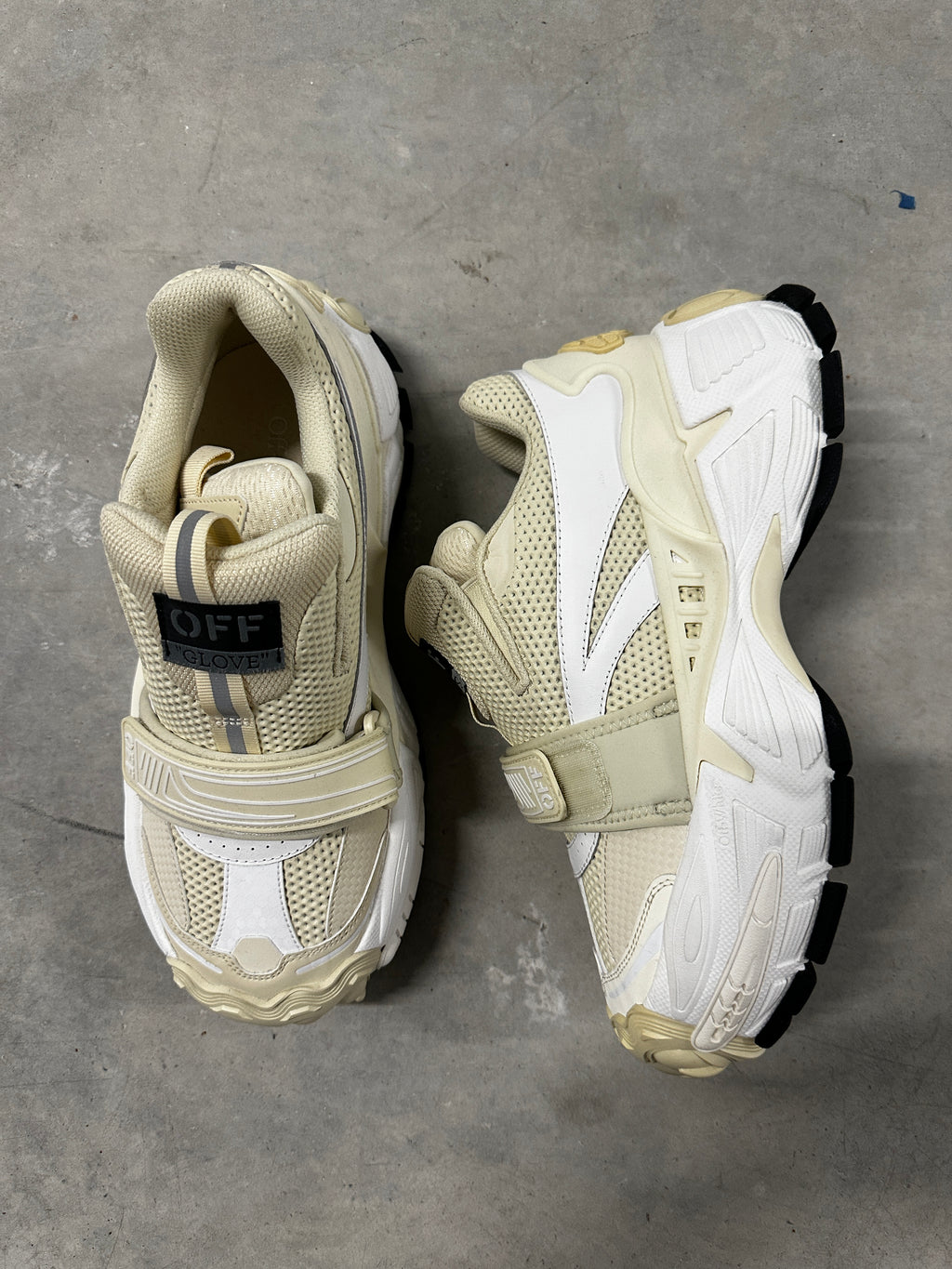 Off-White ODSY-1000 "Glove Beige" – Size 41